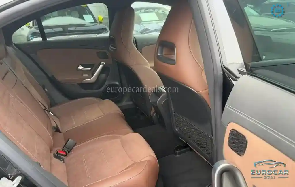 Mercedes-Benz CLA 220