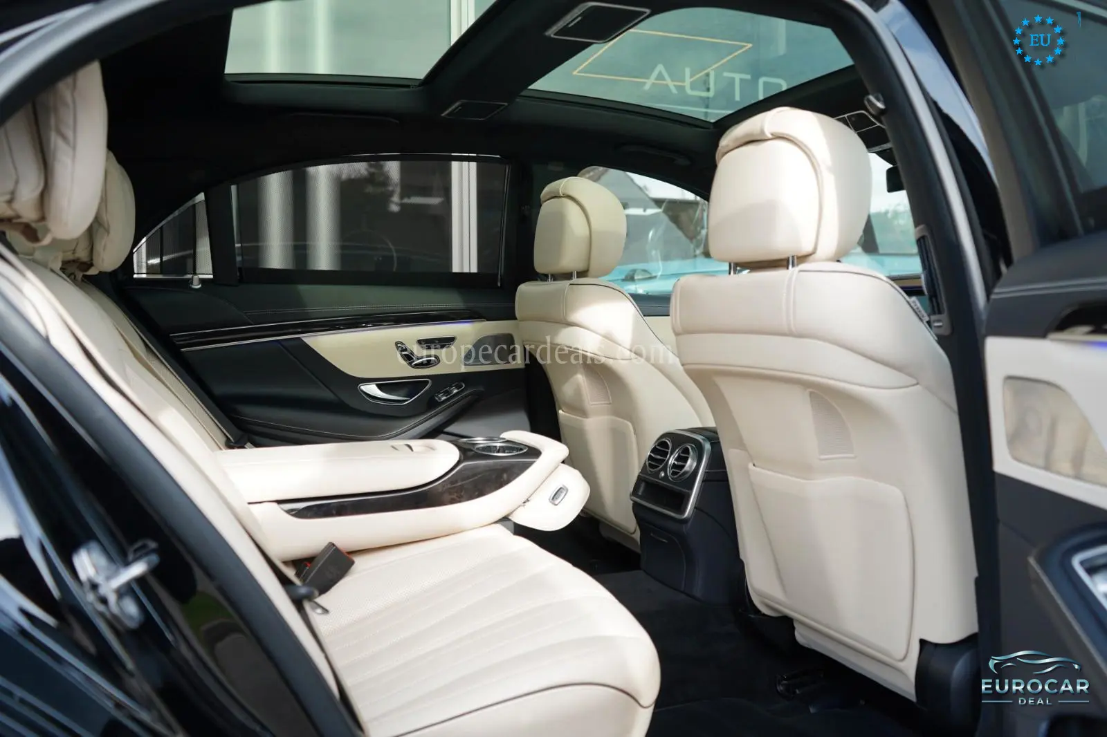 Mercedes-Benz S 560