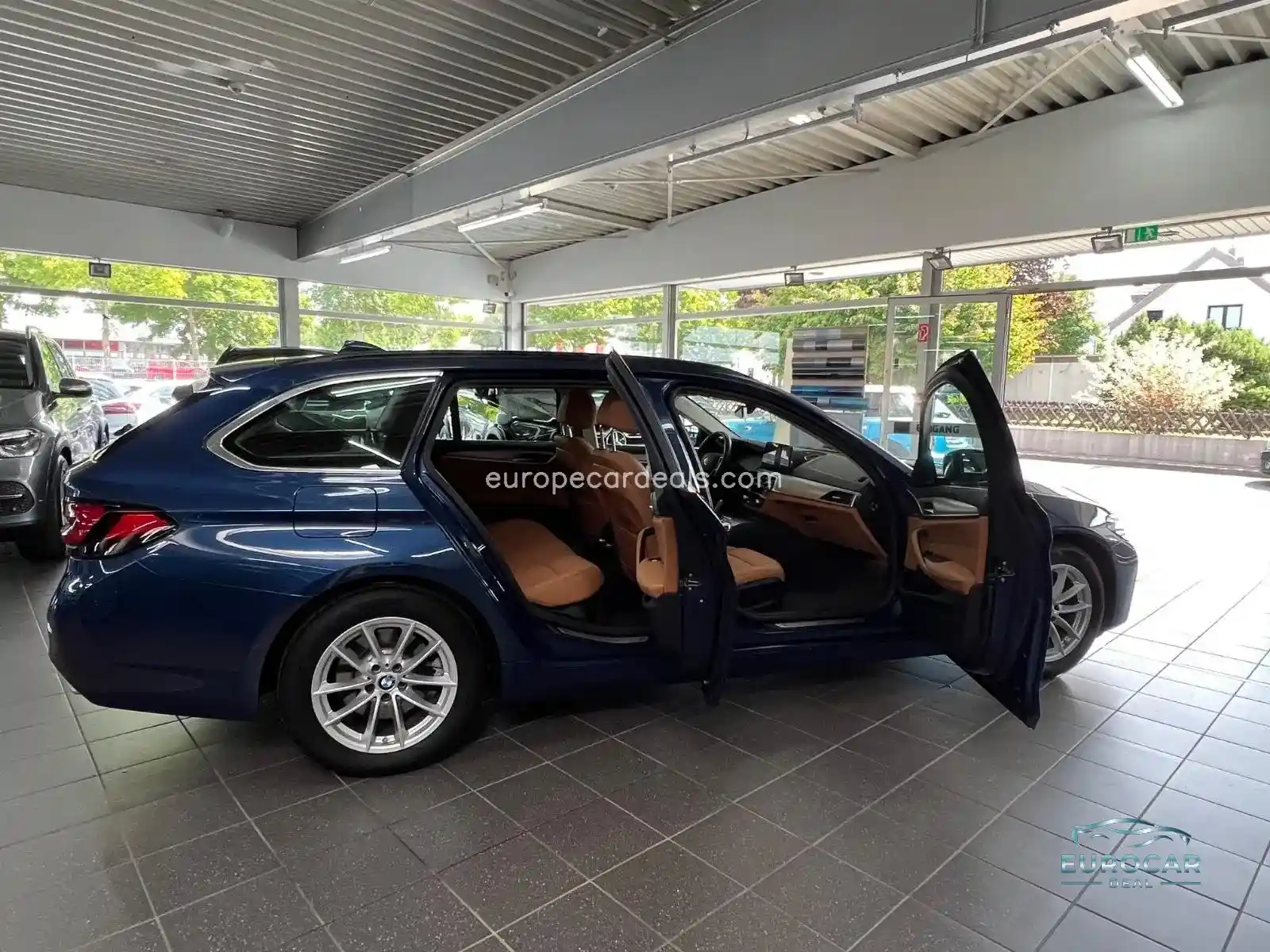 BMW 520