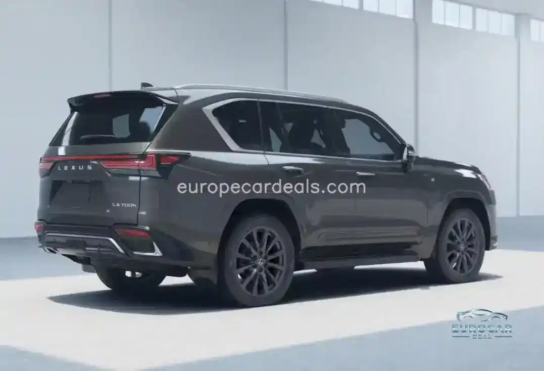 Lexus LX 700
