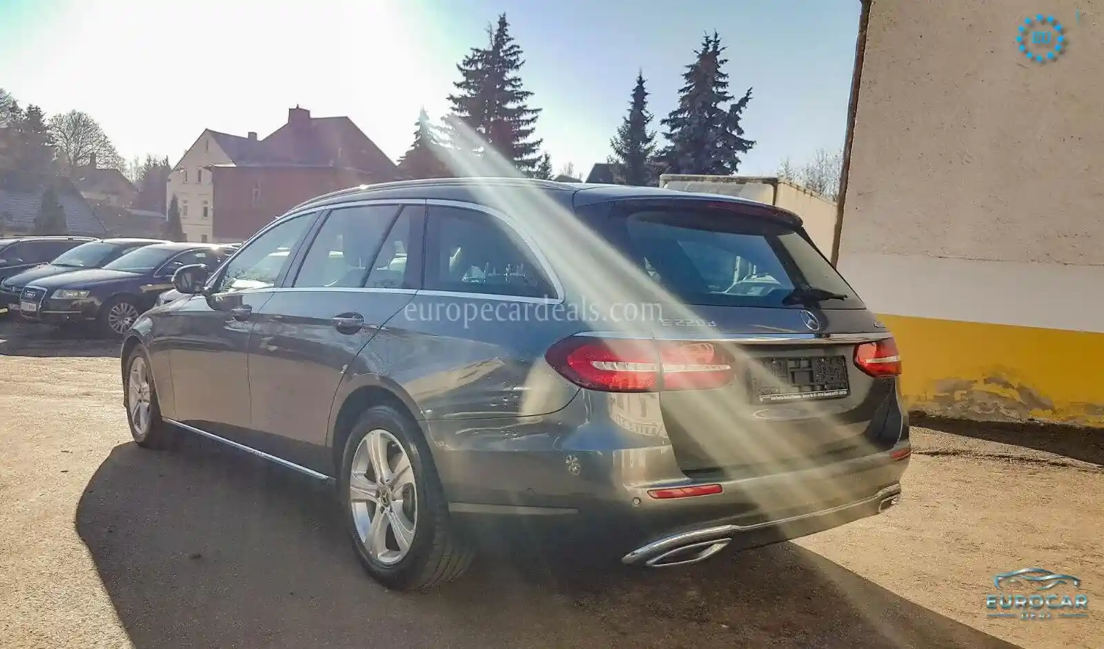 Mercedes-Benz E 220