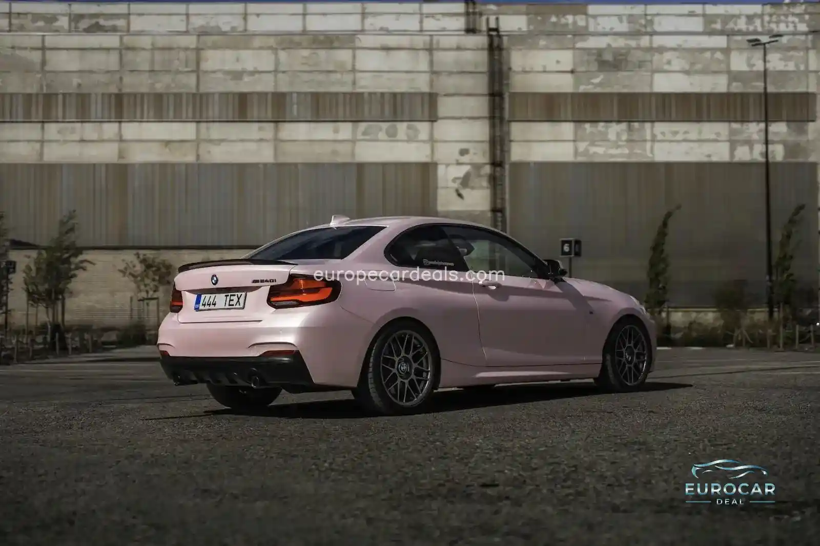 BMW M240i