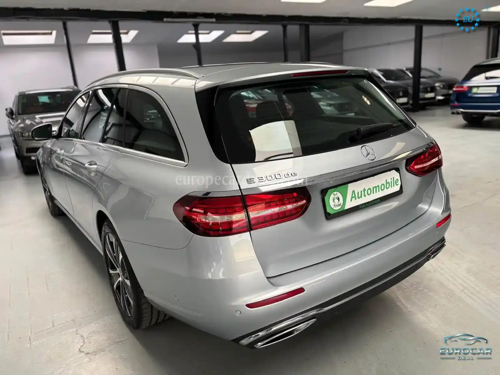 Mercedes-Benz E 300