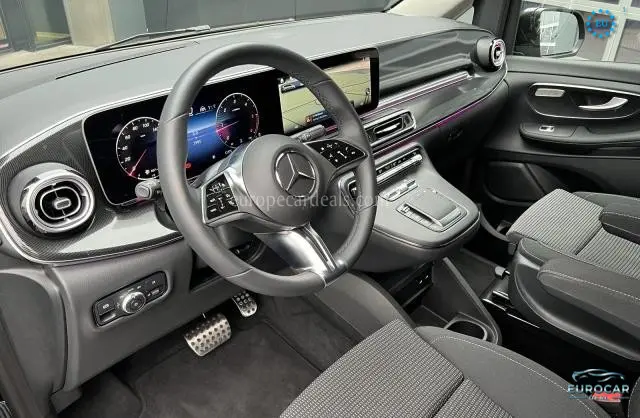 Mercedes-Benz V 220