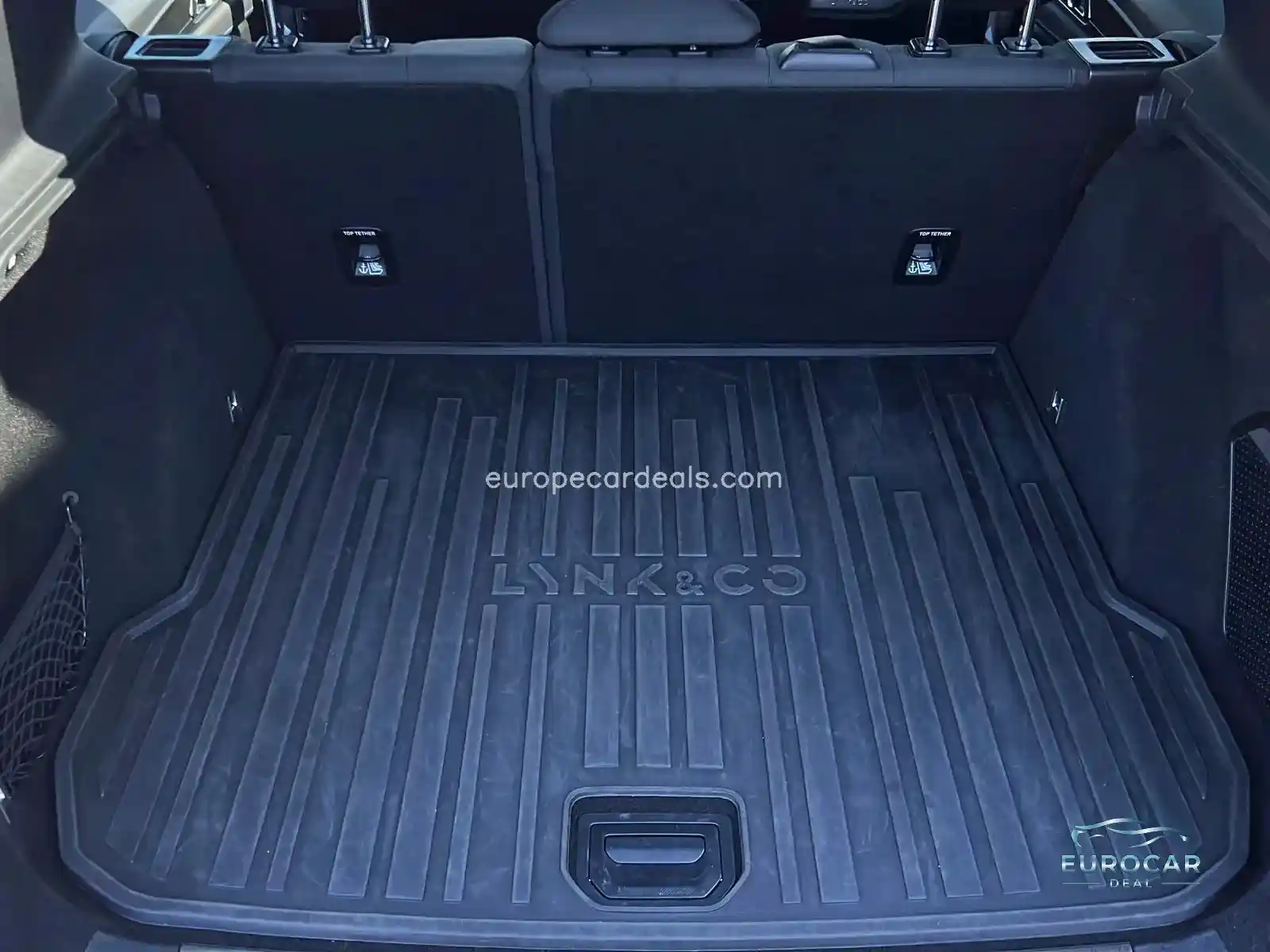Lynk&Co 01