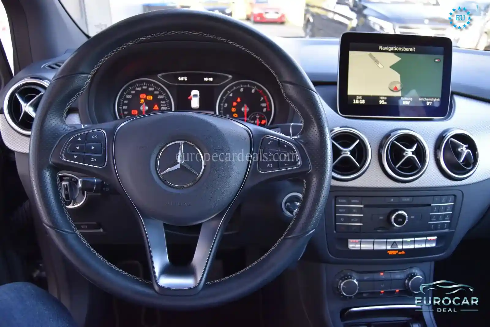 Mercedes-Benz B 180