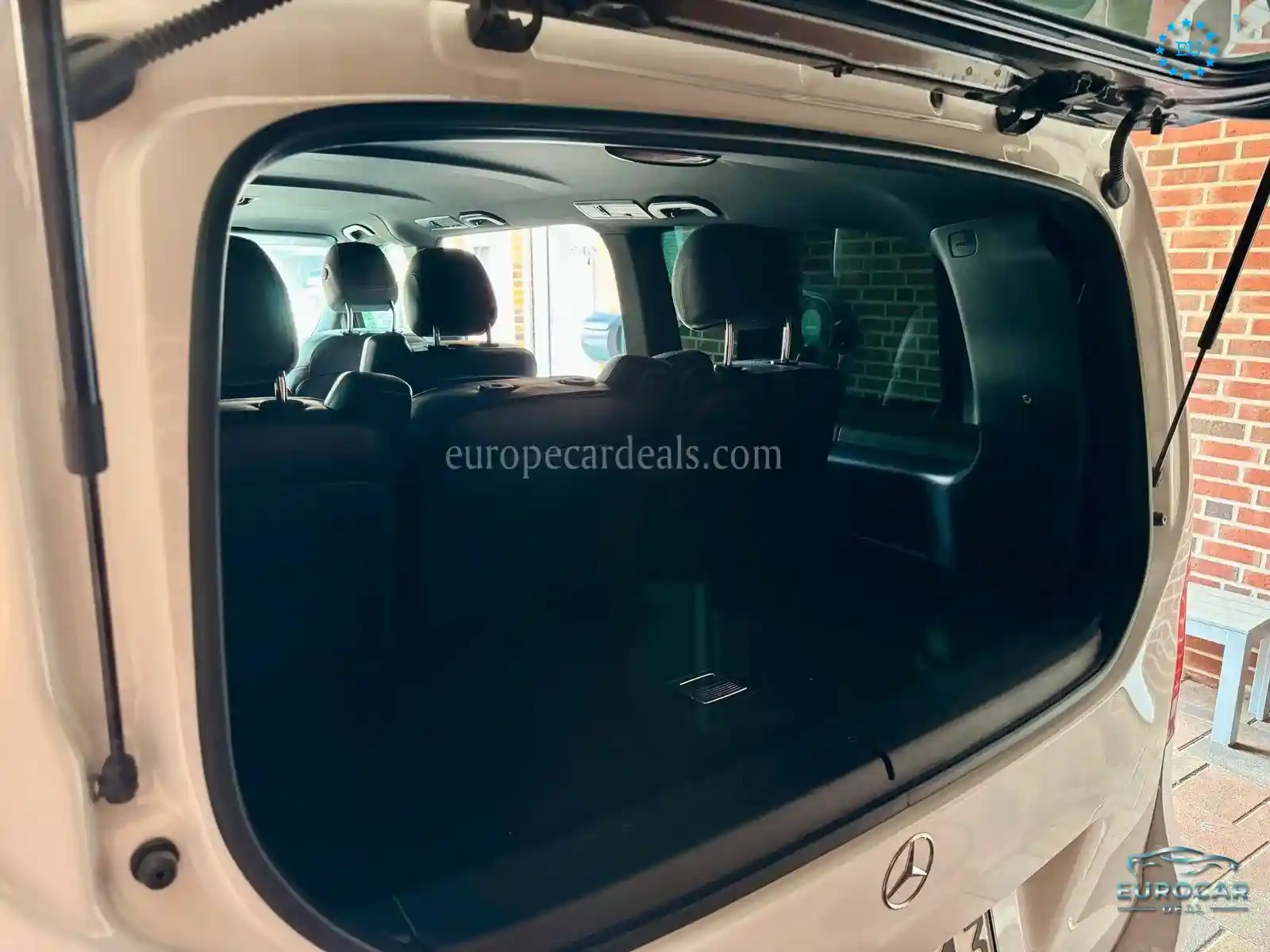 Mercedes-Benz V 250