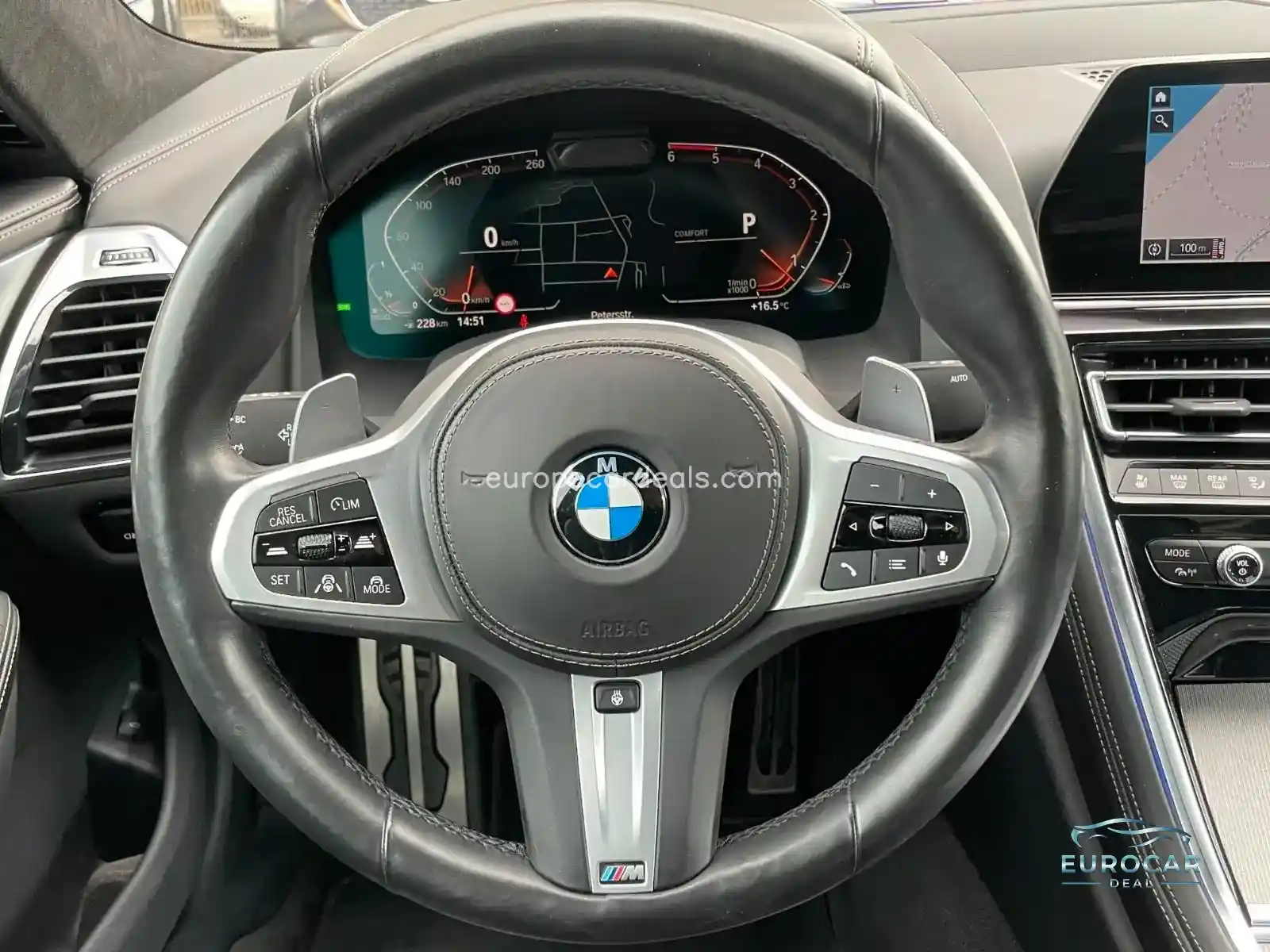 BMW 840