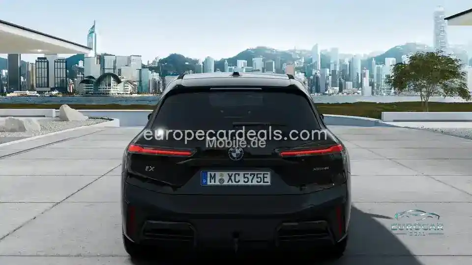 BMW iX