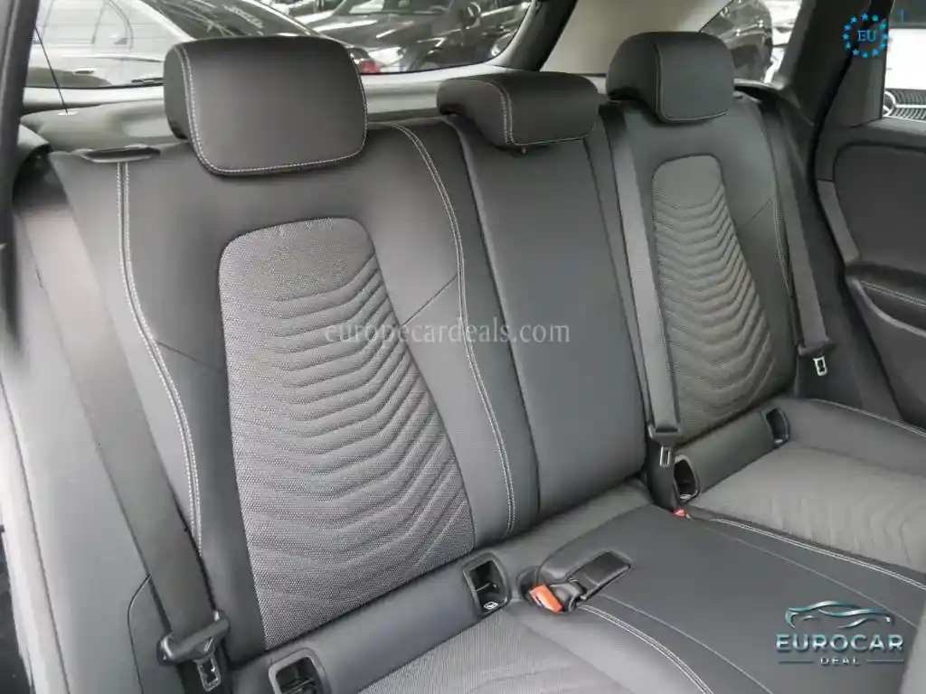 Mercedes-Benz B 220