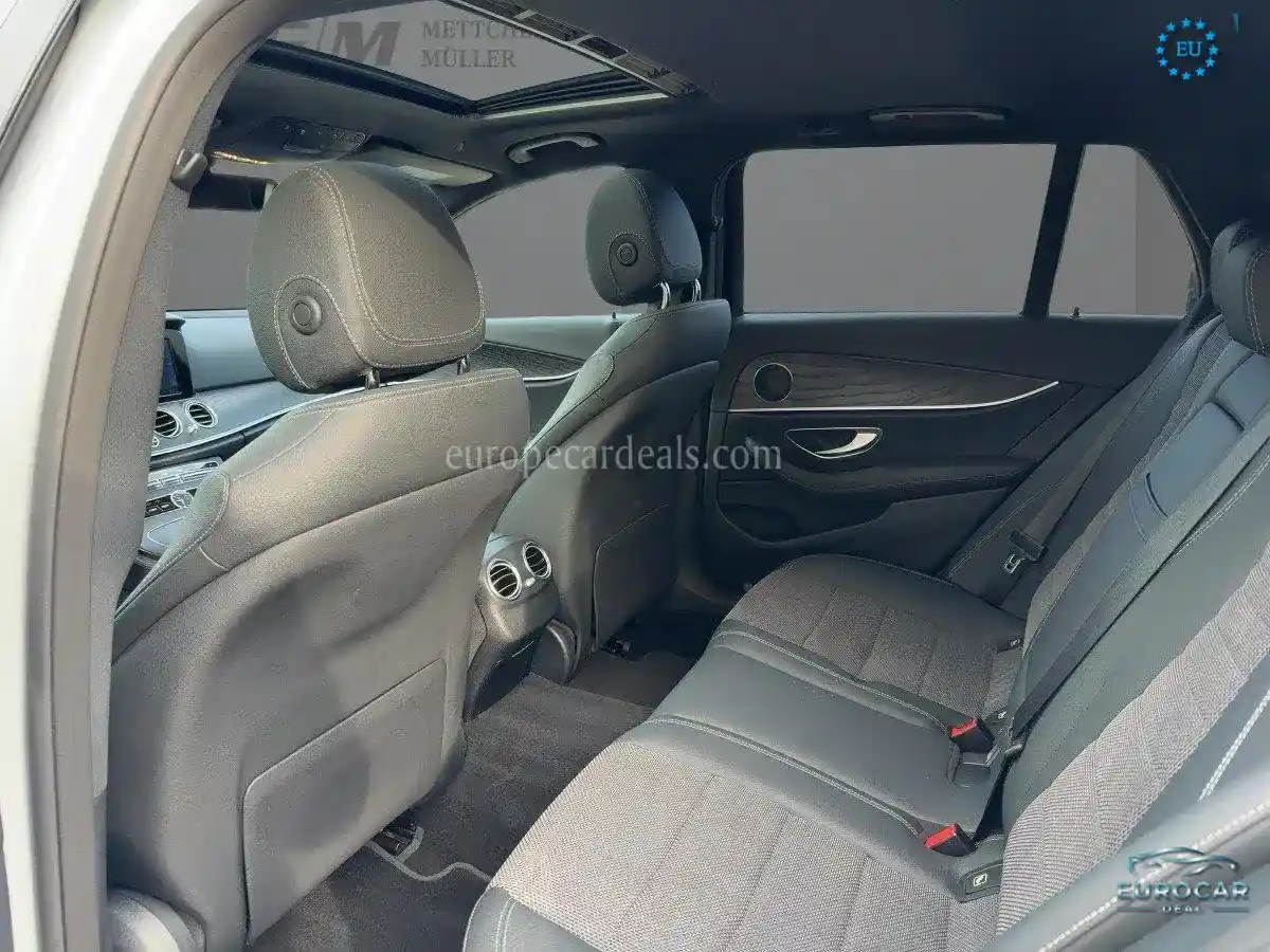 Mercedes-Benz E 220