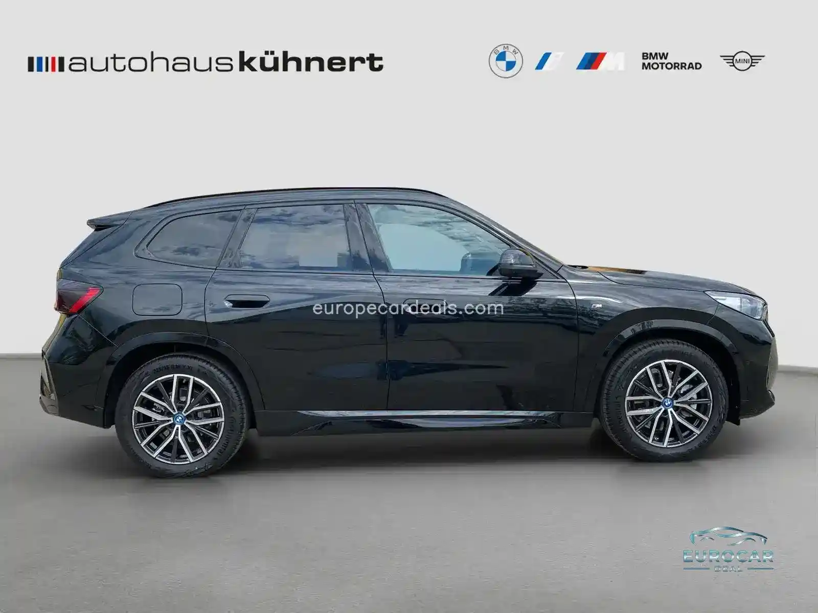 BMW iX1