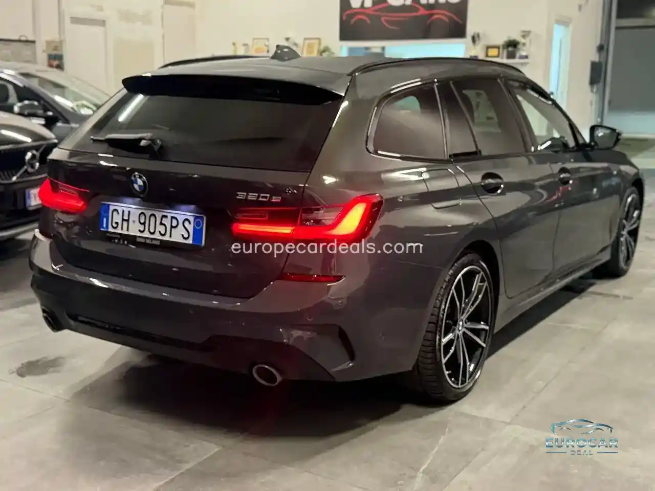 BMW 320