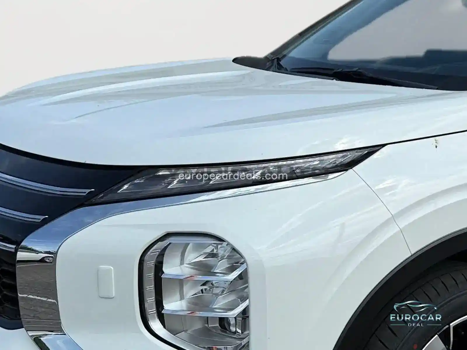 Mitsubishi Plug-in Hybrid Outlander