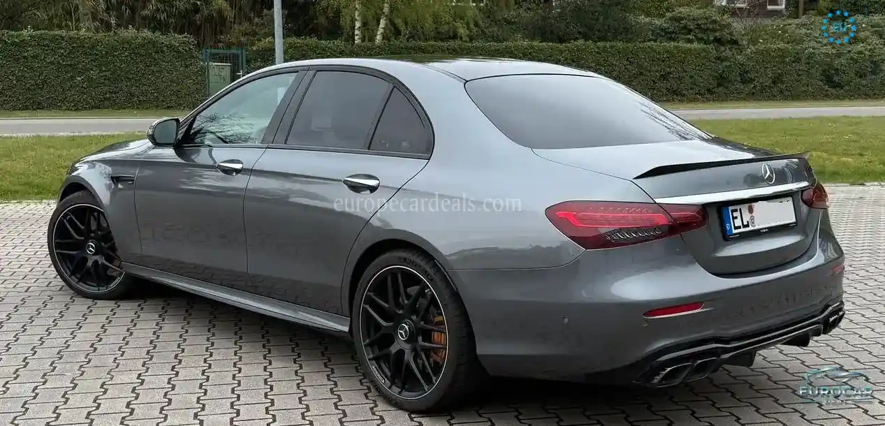 Mercedes-Benz E 63 AMG