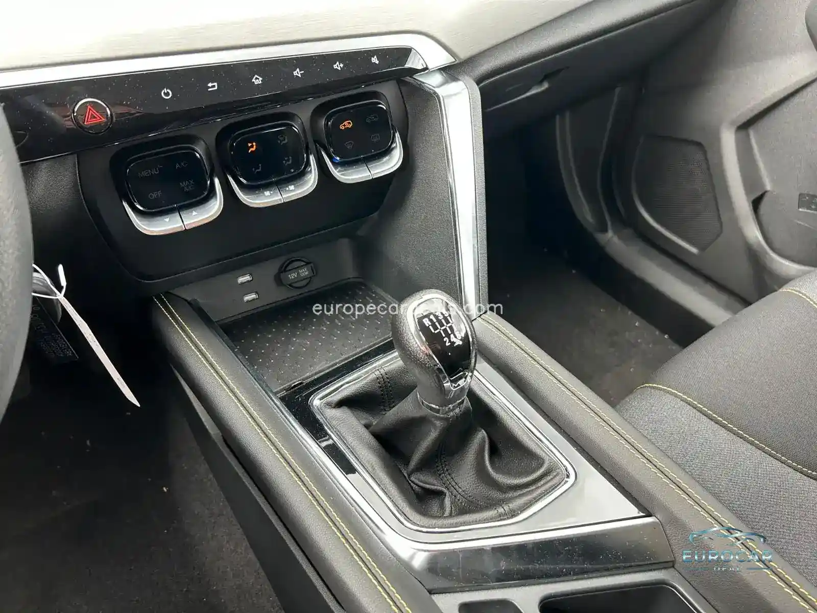 BAIC Senova X35