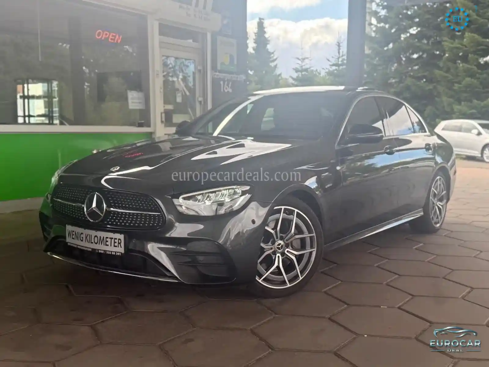 Mercedes-Benz E 200