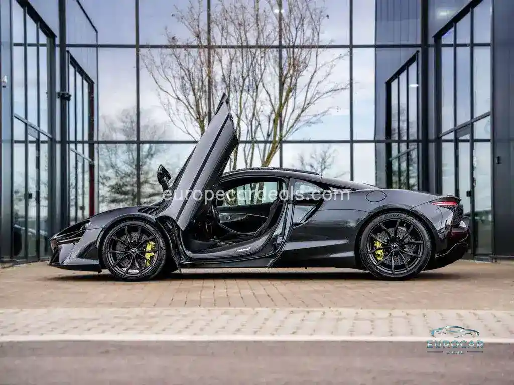 McLaren Artura