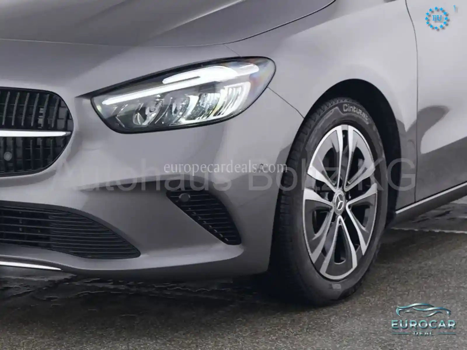 Mercedes-Benz B 180