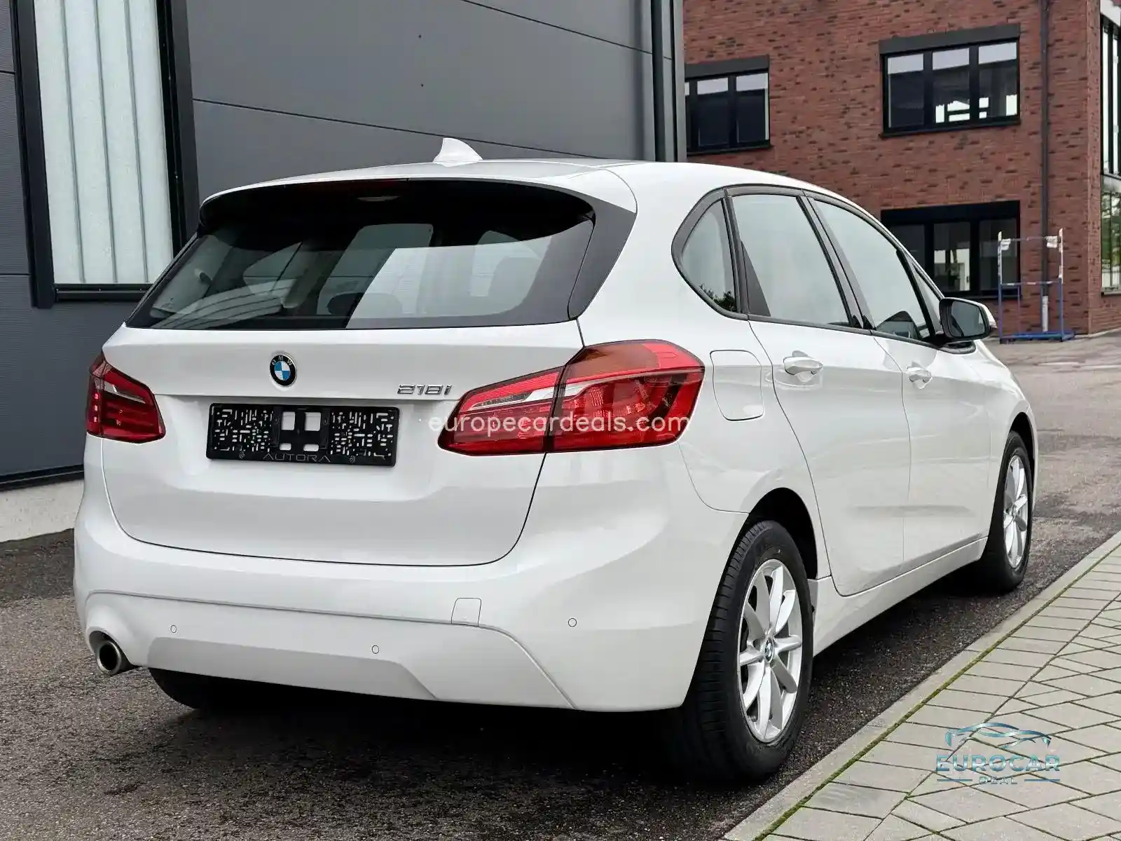 BMW 218