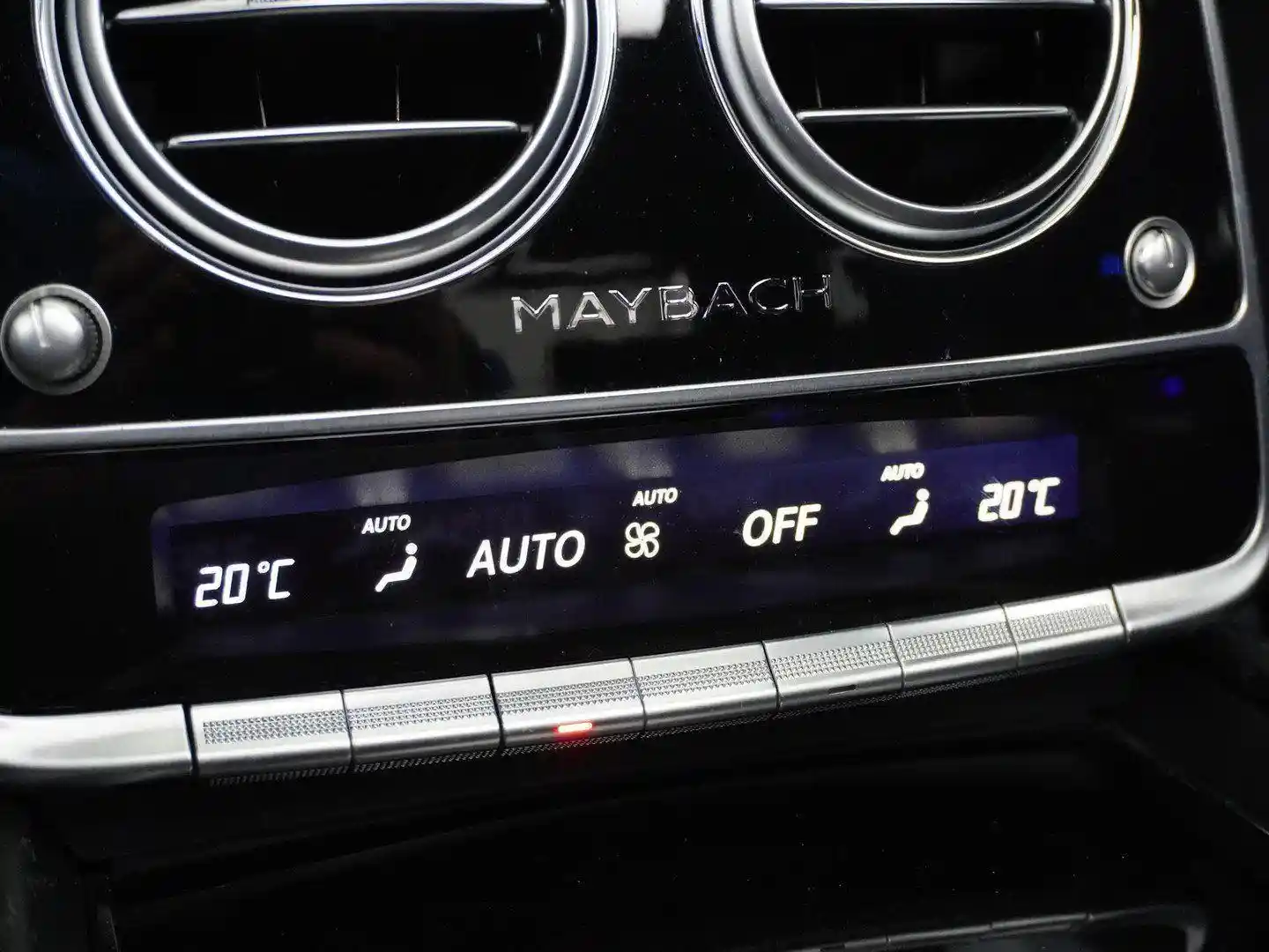 Mercedes-Benz S 600