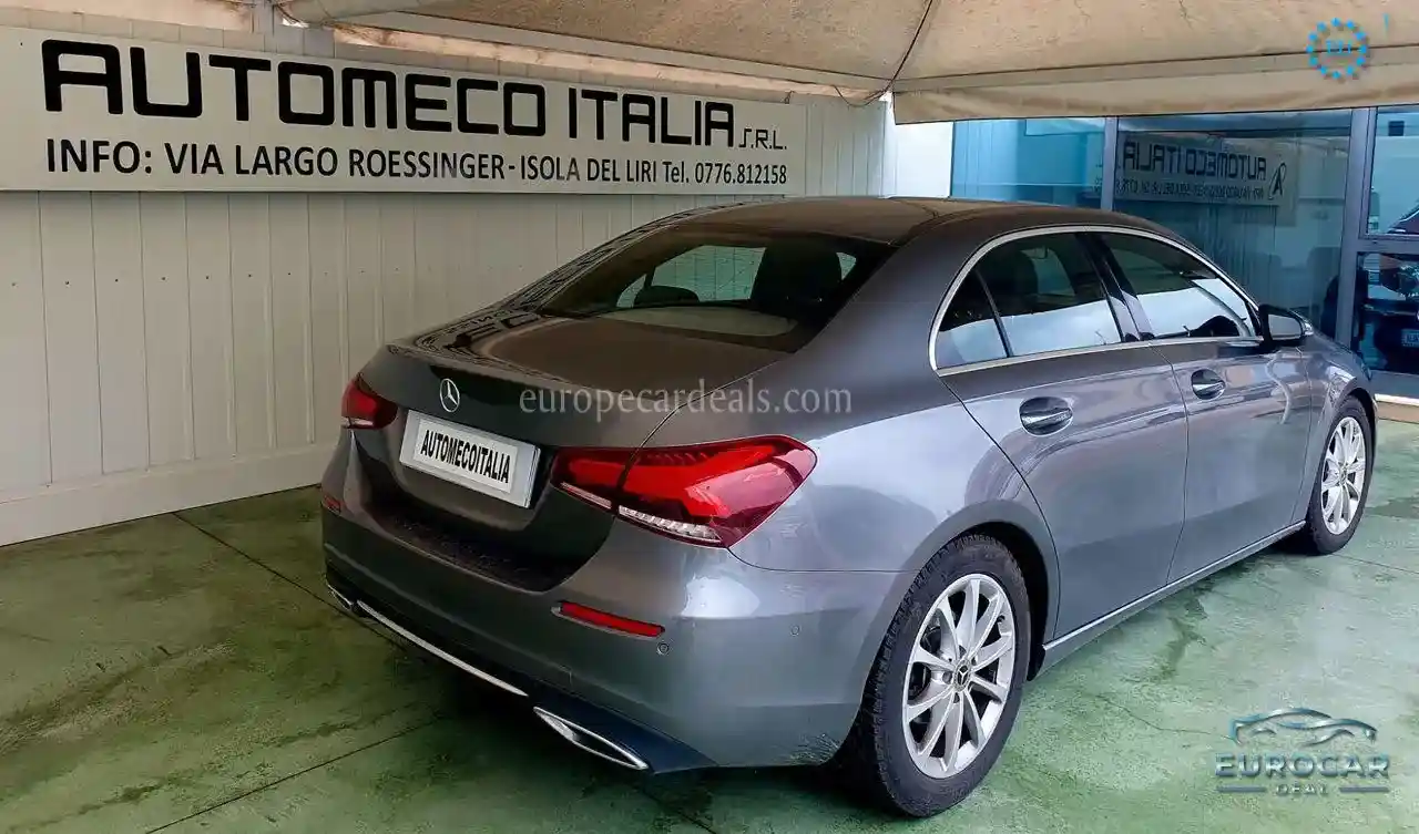 Mercedes-Benz A 180
