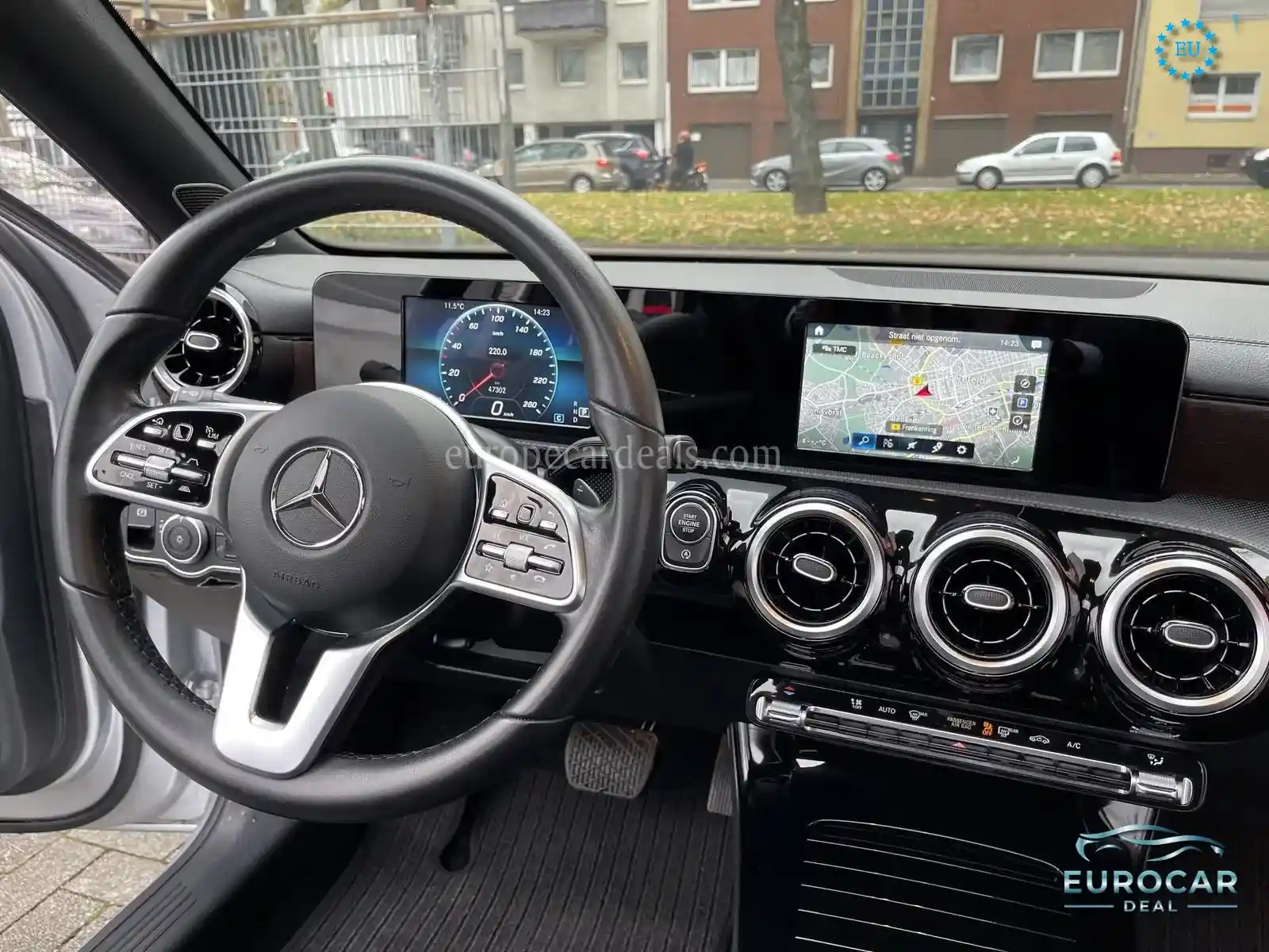 Mercedes-Benz A 220