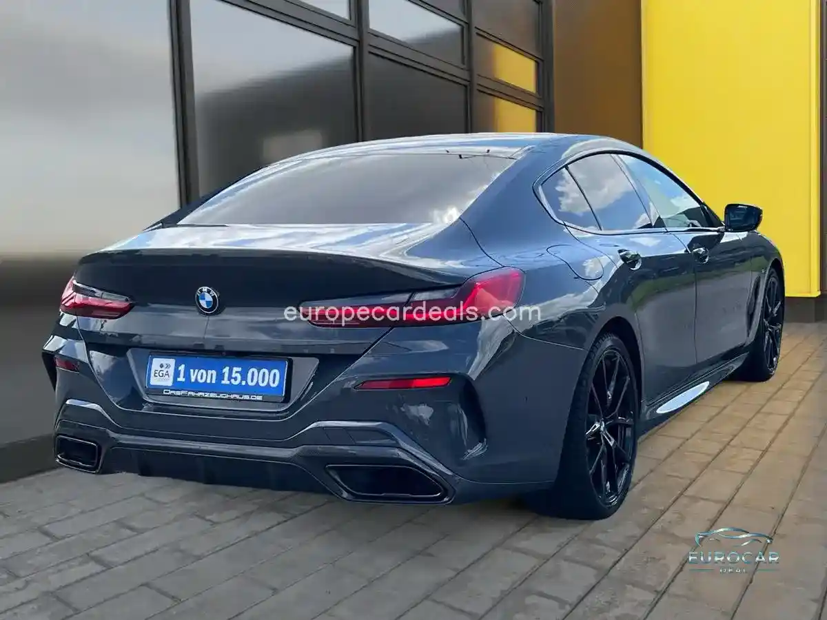 BMW 840