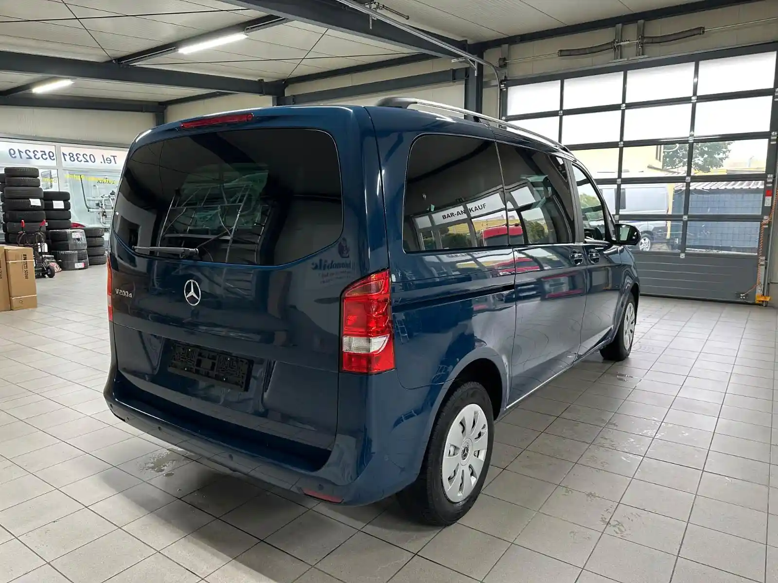 Mercedes-Benz V 200