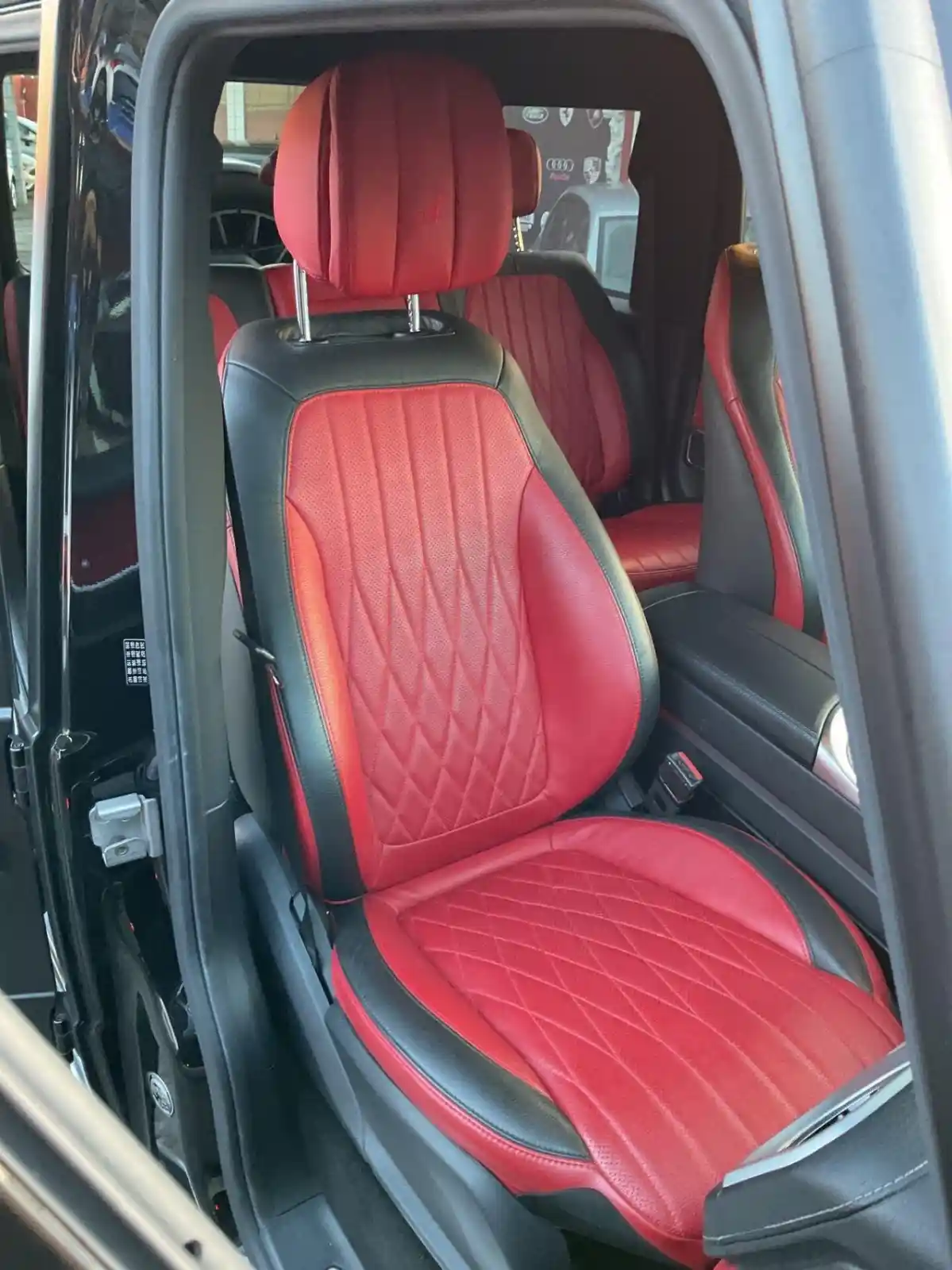 Mercedes-Benz G 500