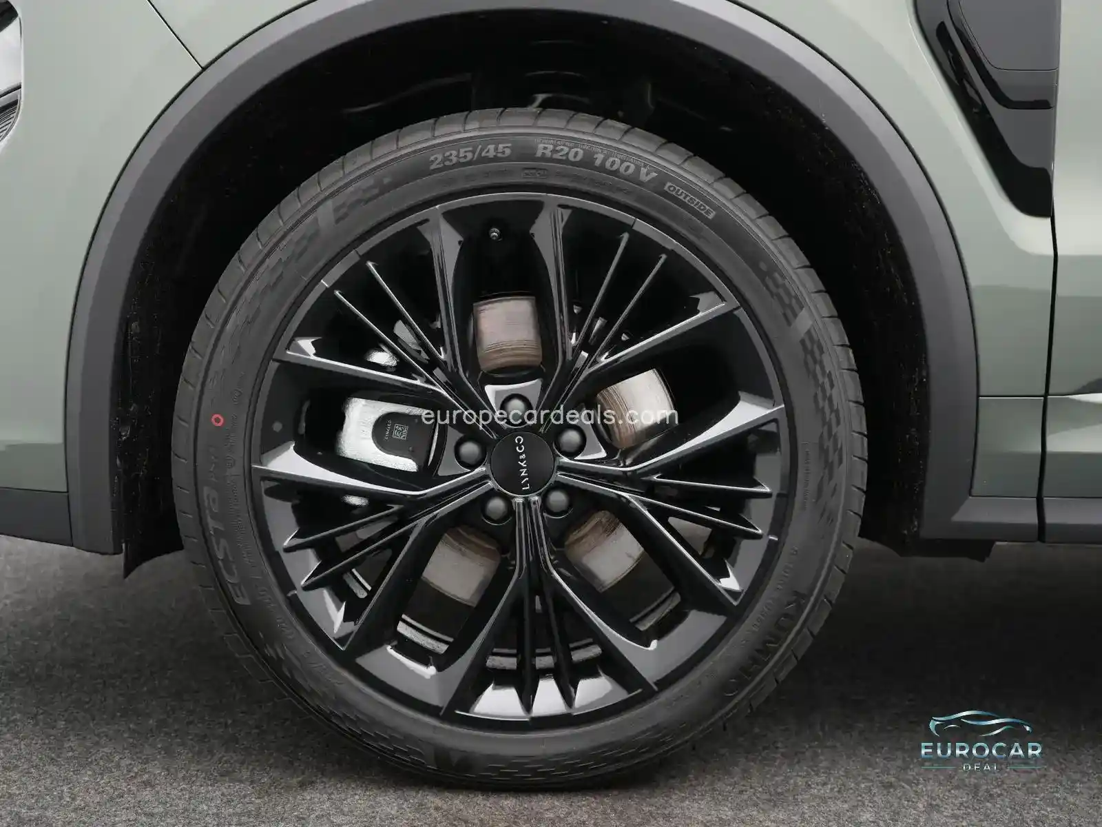 Lynk&Co 01
