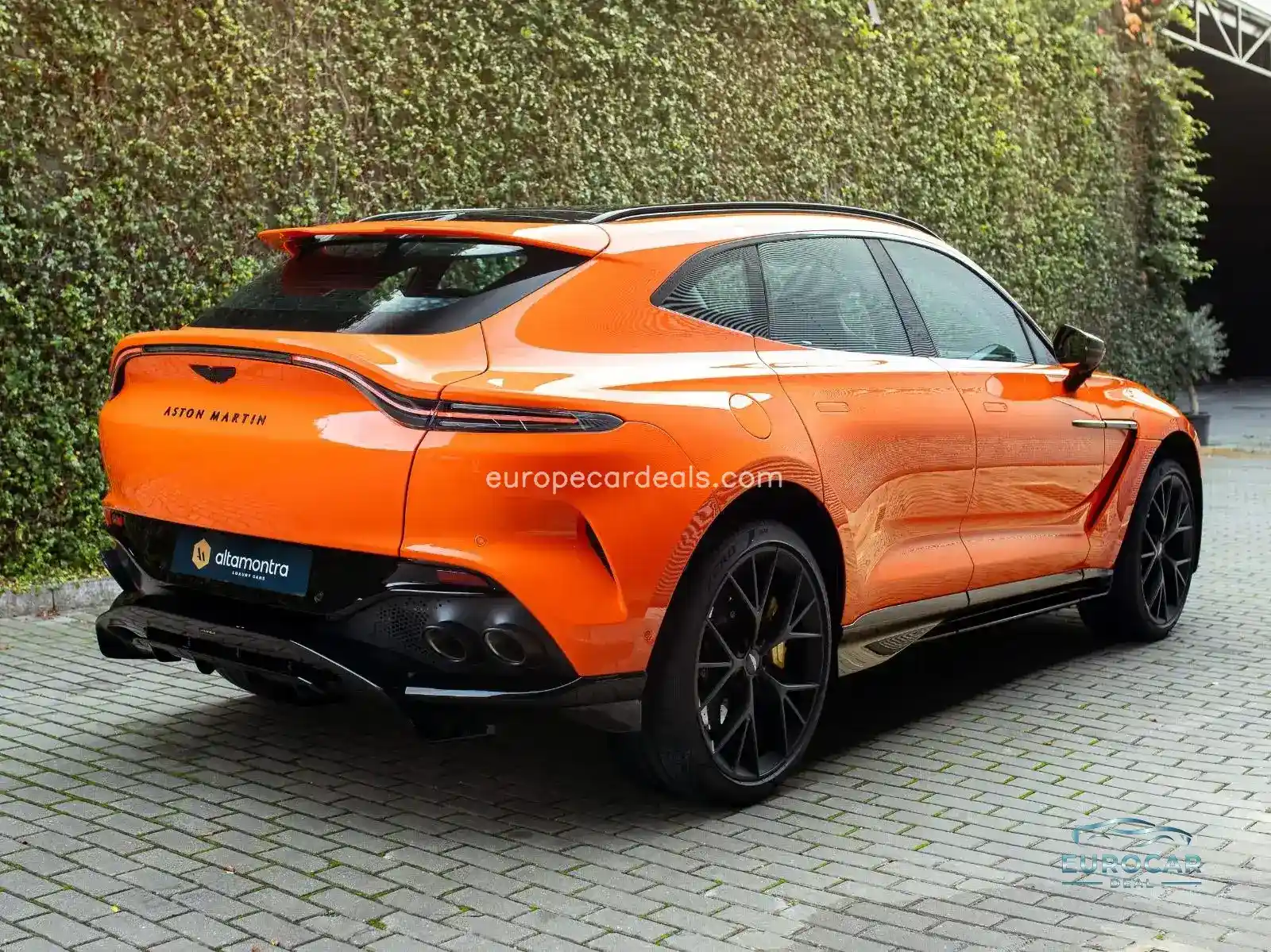 Aston Martin DBX