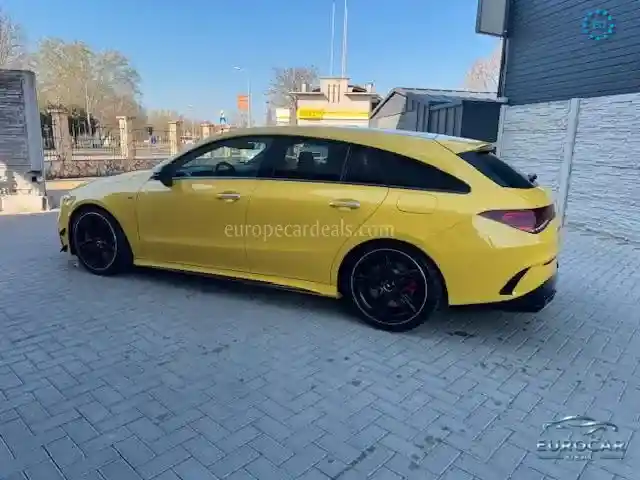 Mercedes-Benz CLA 45 AMG Shooting Brake