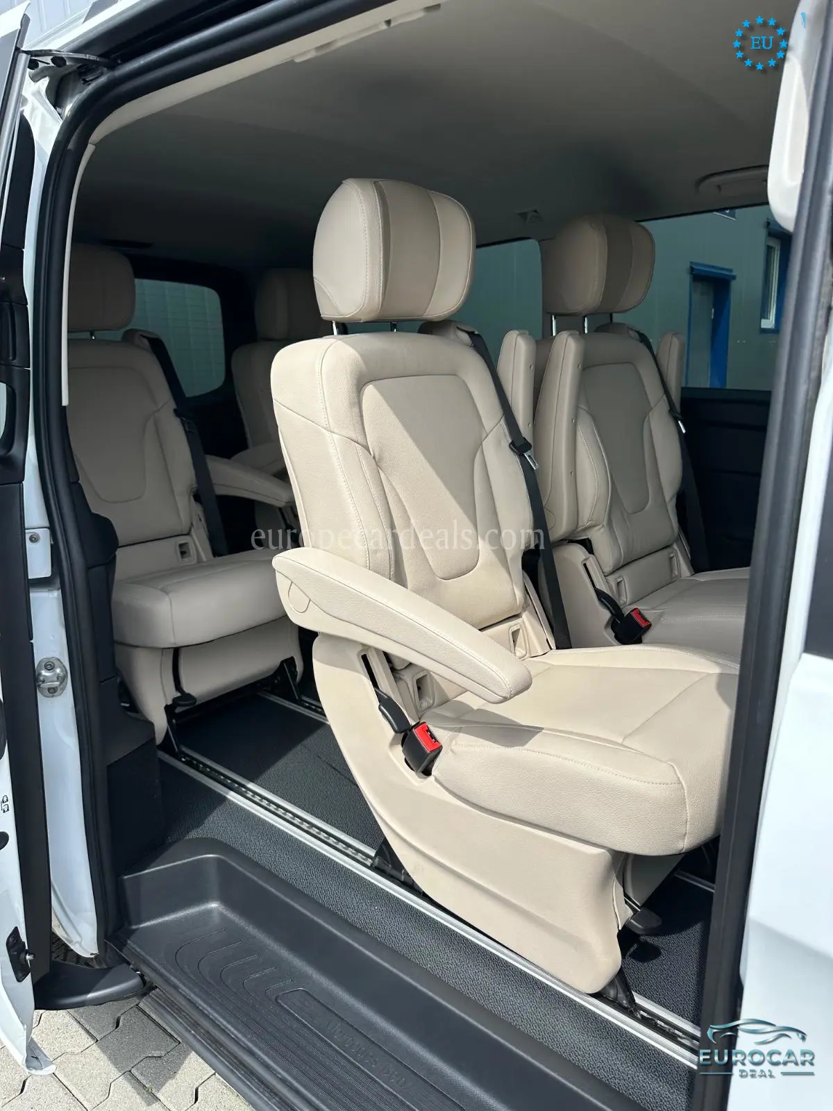 Mercedes-Benz V 220