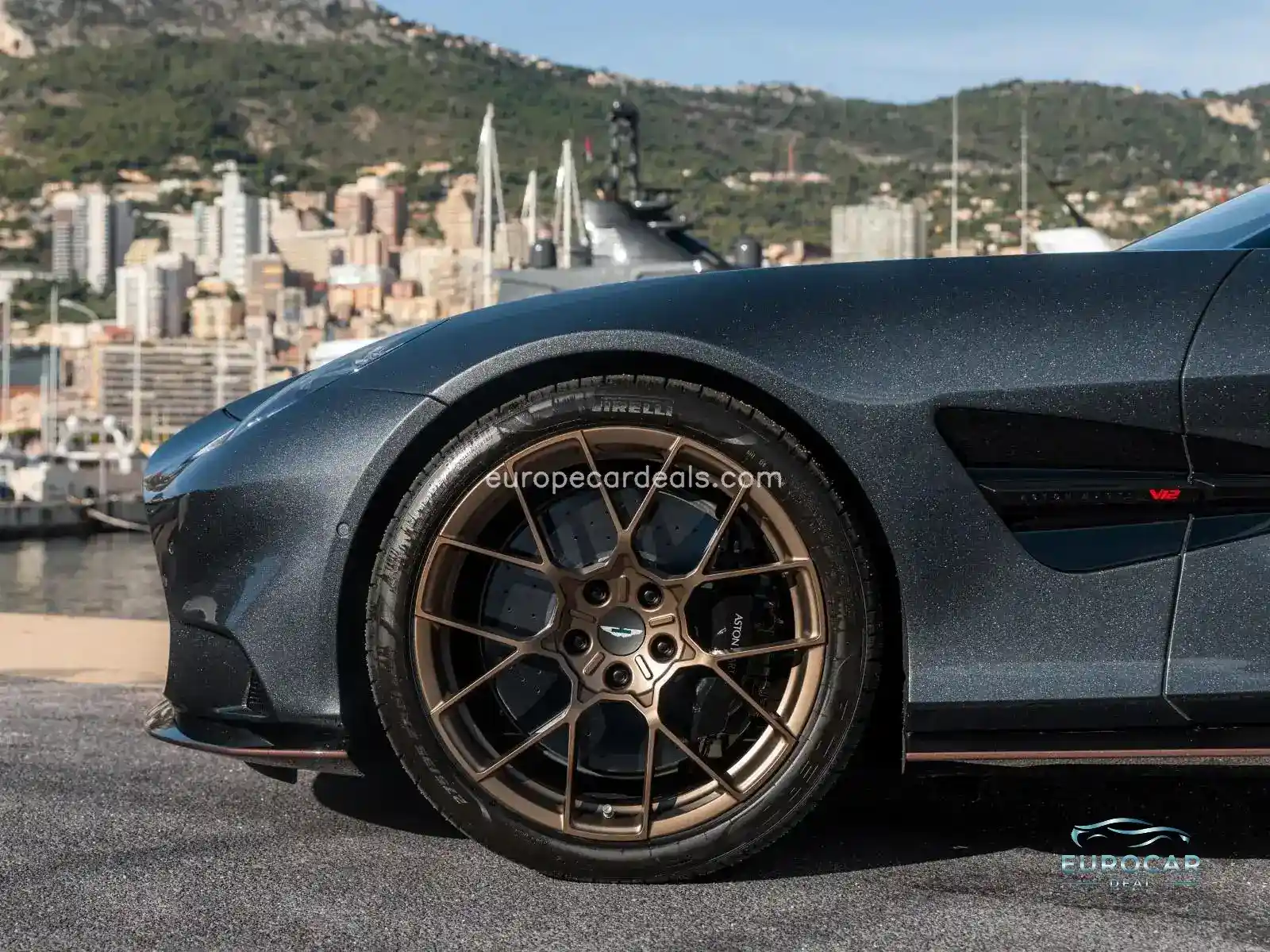 Aston Martin Vanquish