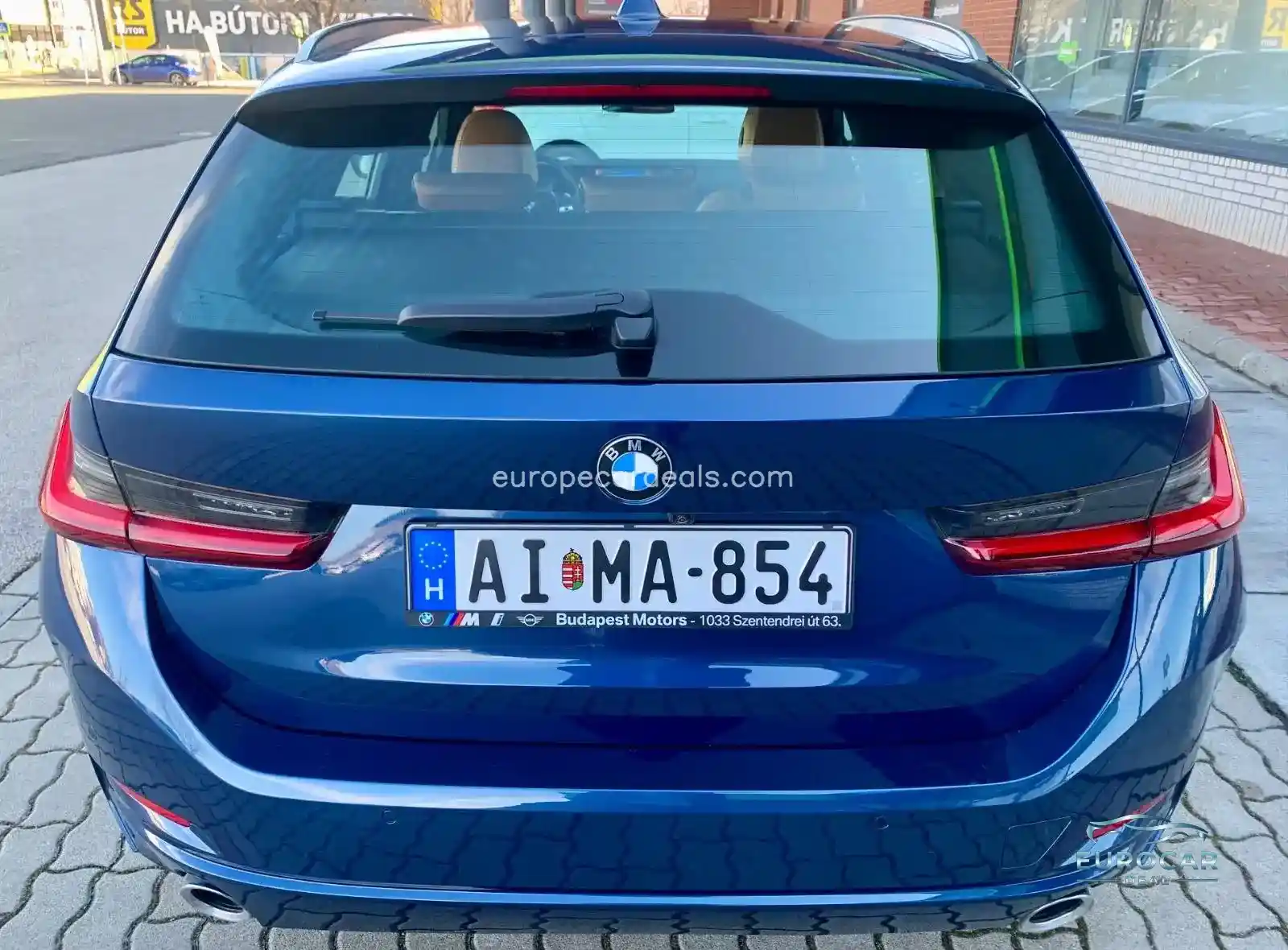 BMW 330