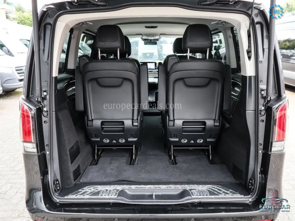 Mercedes-Benz V 220