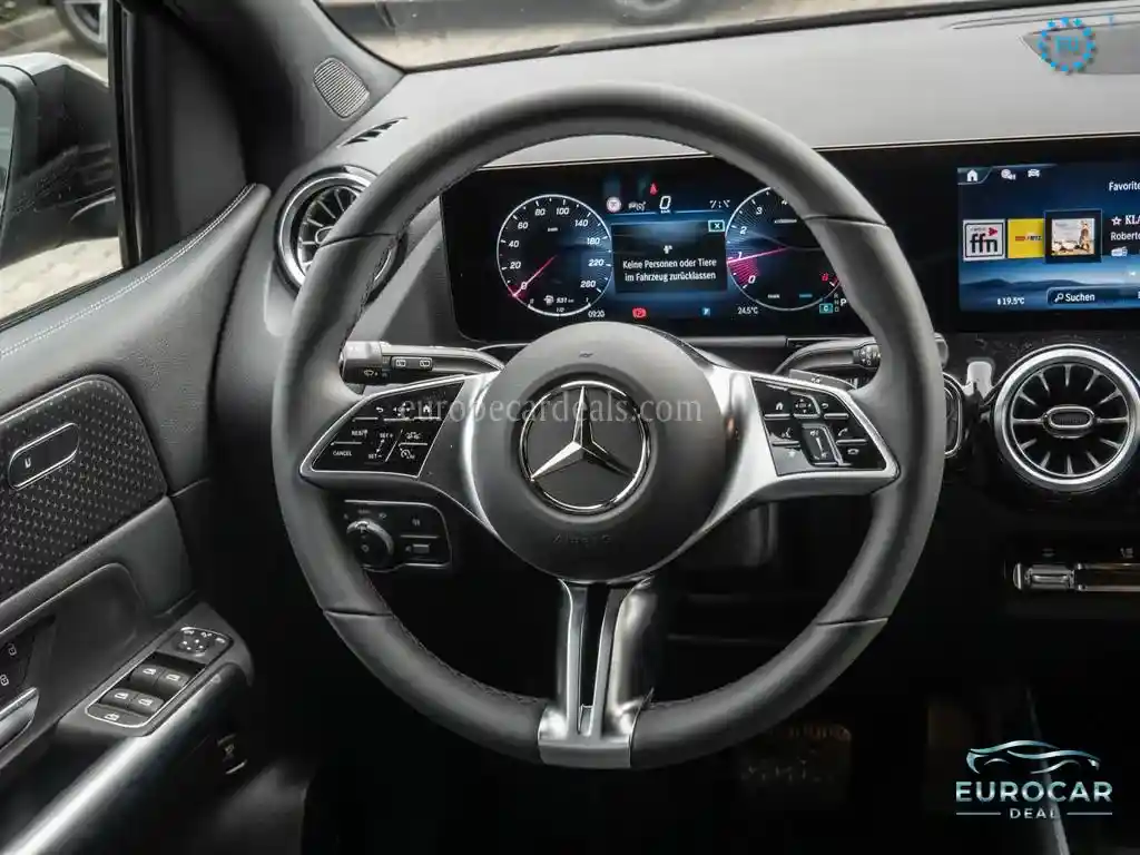 Mercedes-Benz B 200