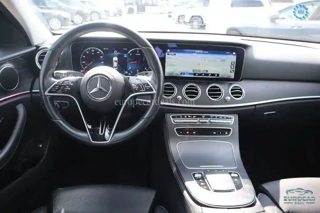 Mercedes-Benz E 220