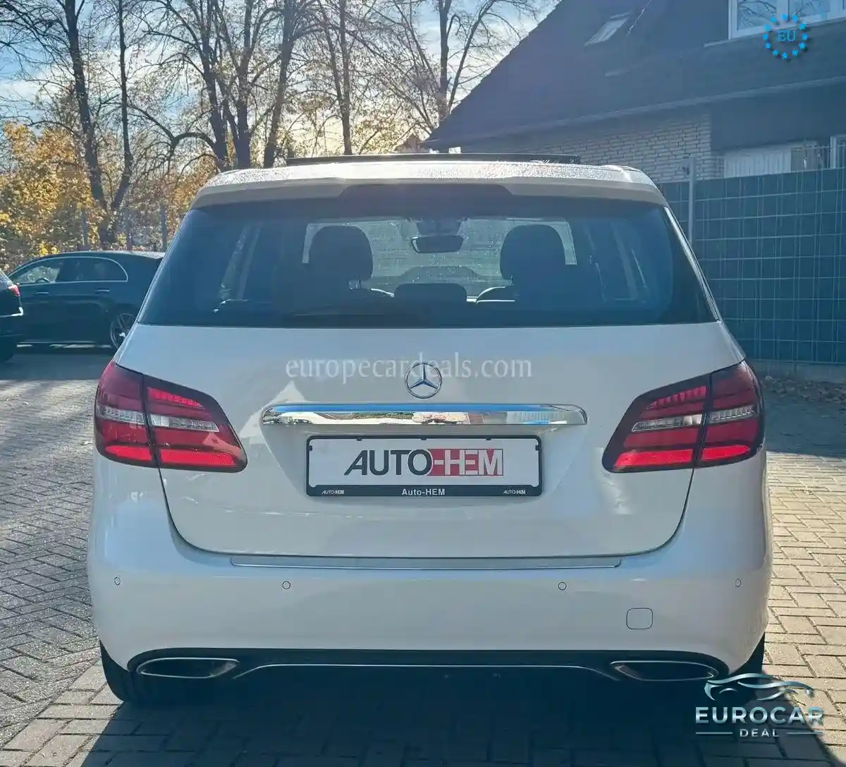 Mercedes-Benz B 180