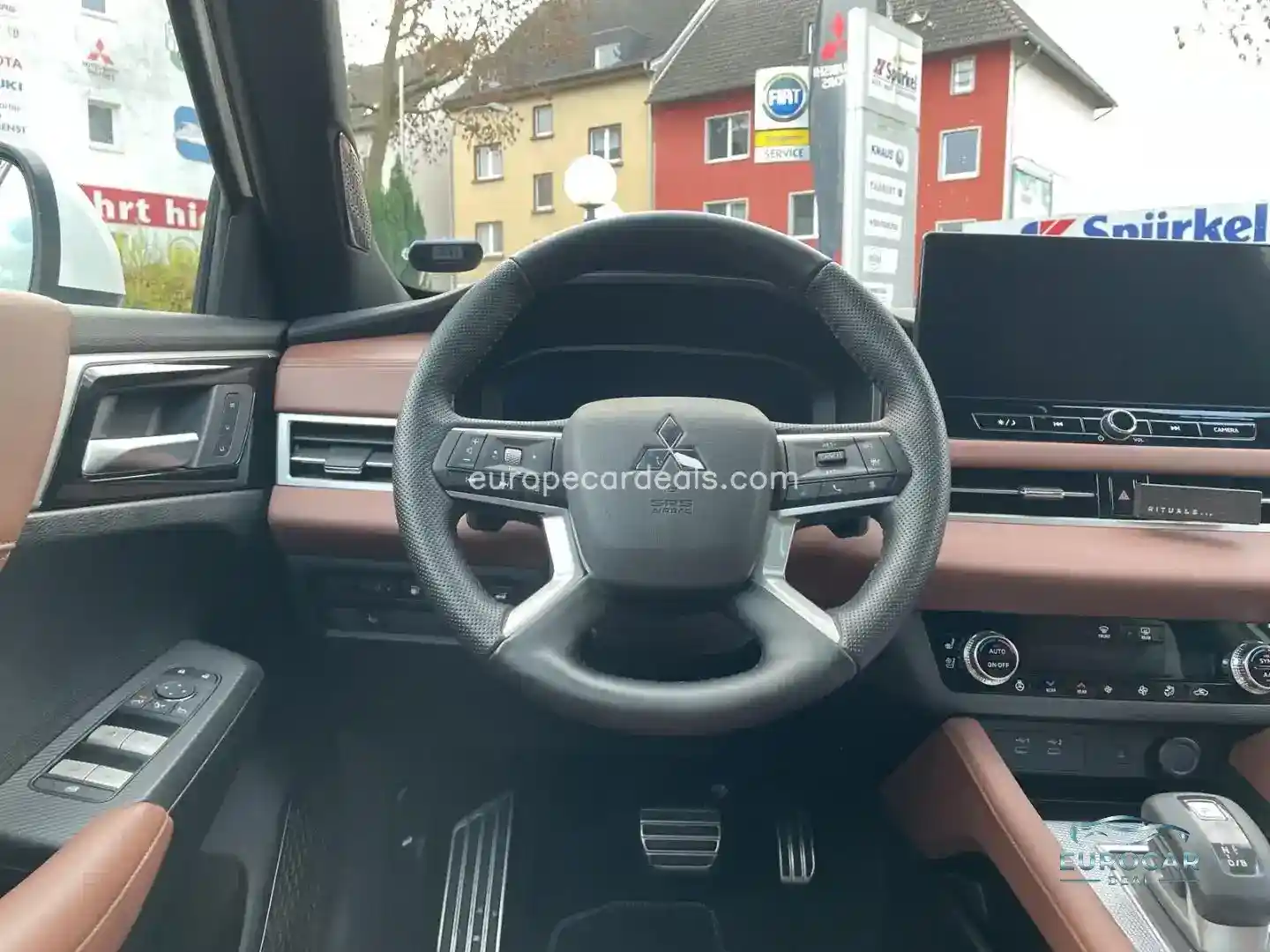 Mitsubishi Plug-in Hybrid Outlander