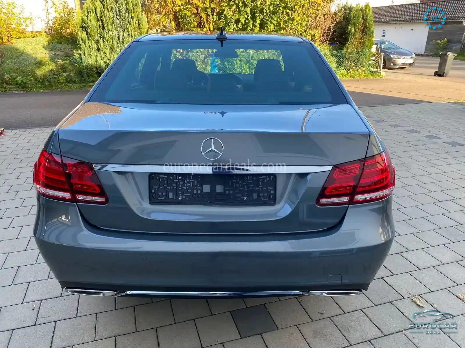 Mercedes-Benz E 200