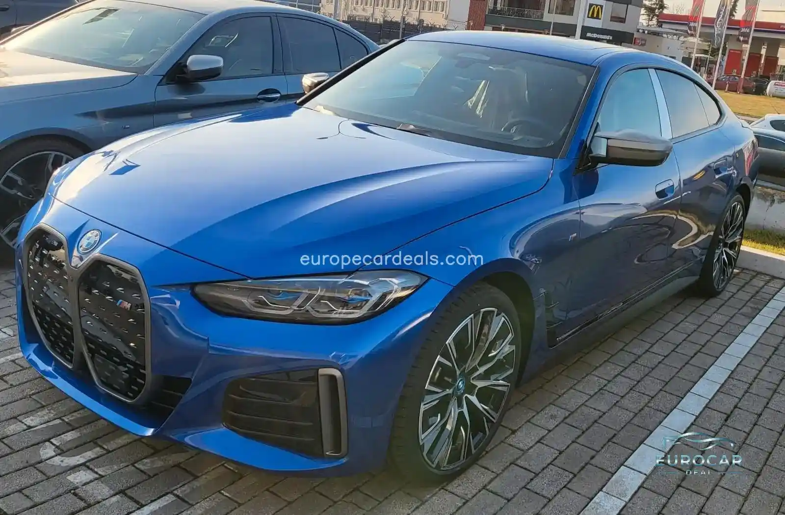 BMW i4