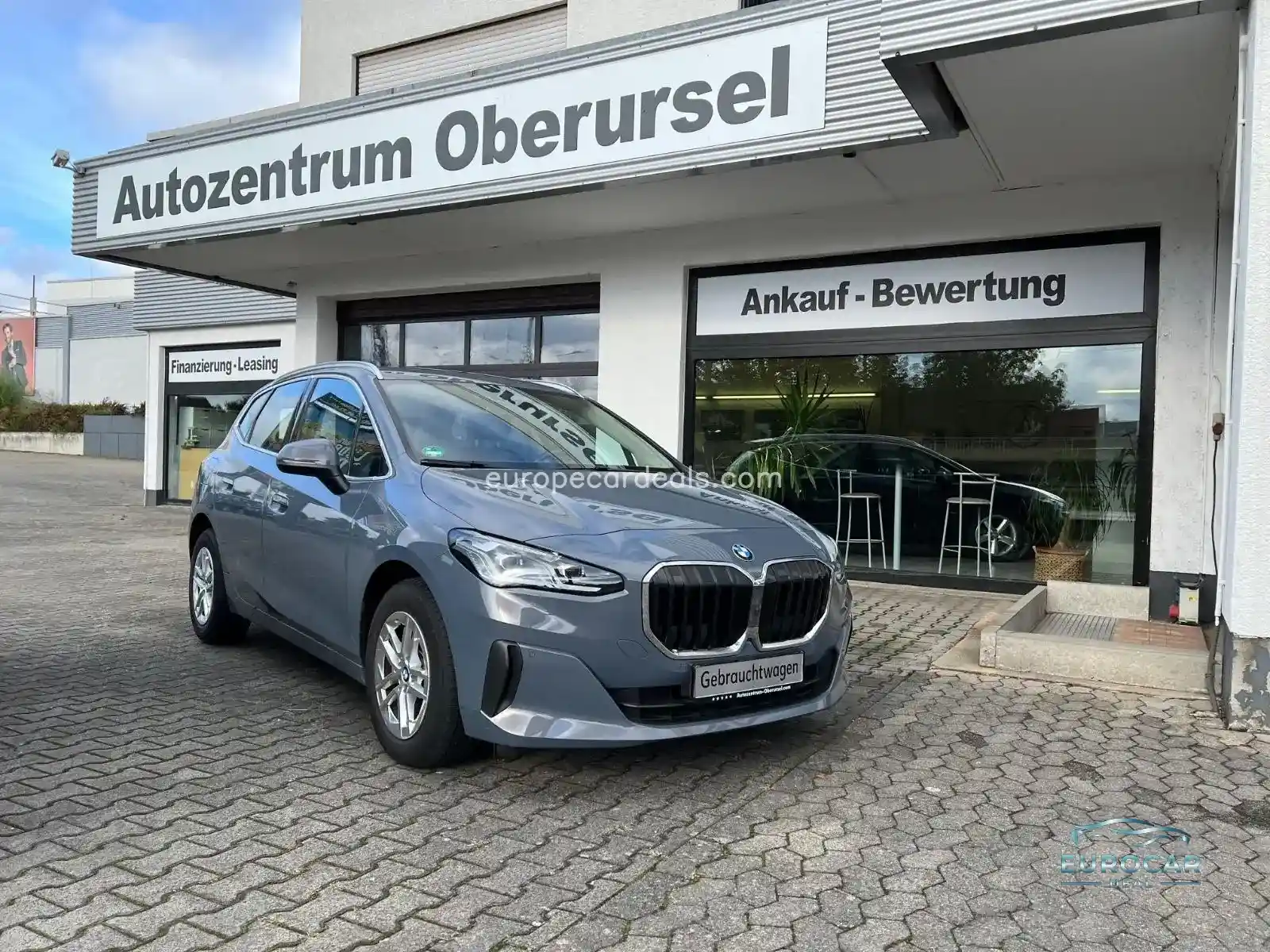 BMW 218