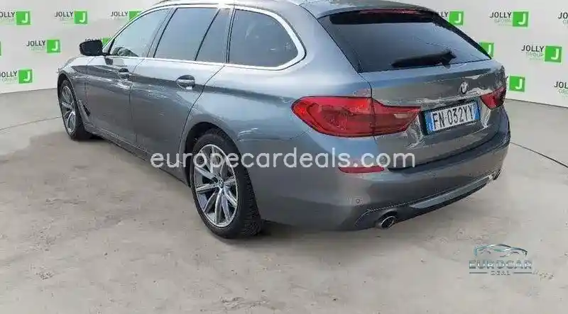 BMW 520