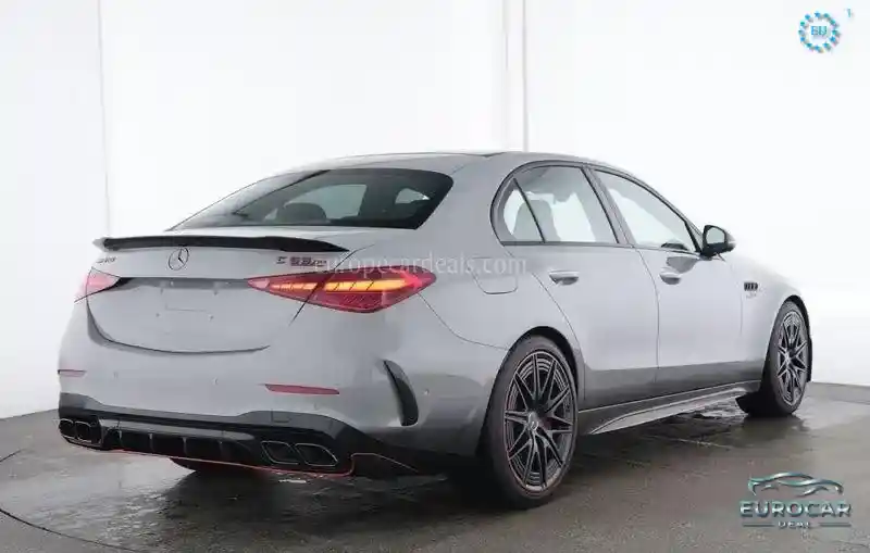 Mercedes-Benz C 63 AMG