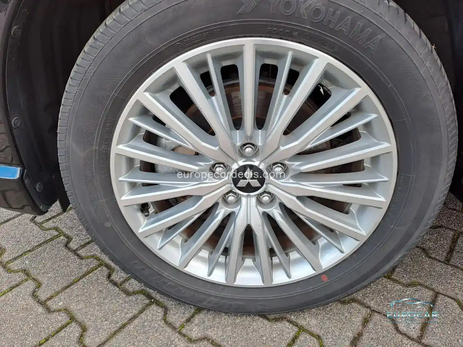 Mitsubishi Plug-in Hybrid Outlander