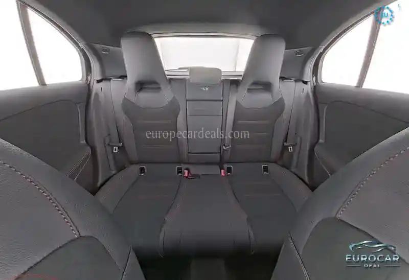 Mercedes-Benz A 220