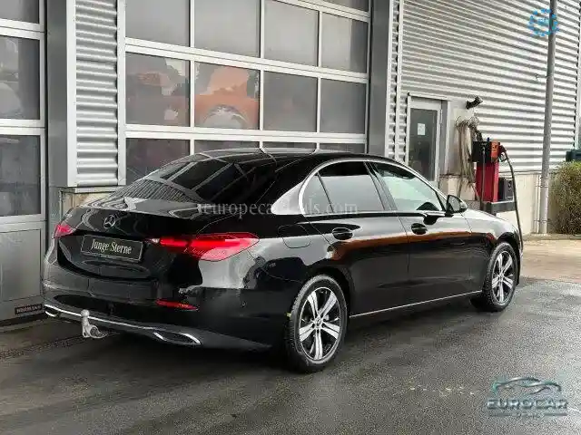 Mercedes-Benz C 180