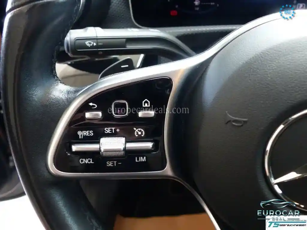 Mercedes-Benz CLA 220